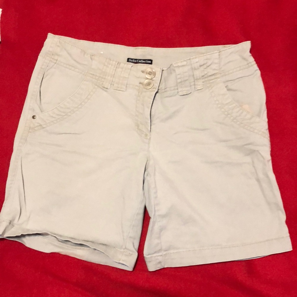 Khaki Bermuda shorts